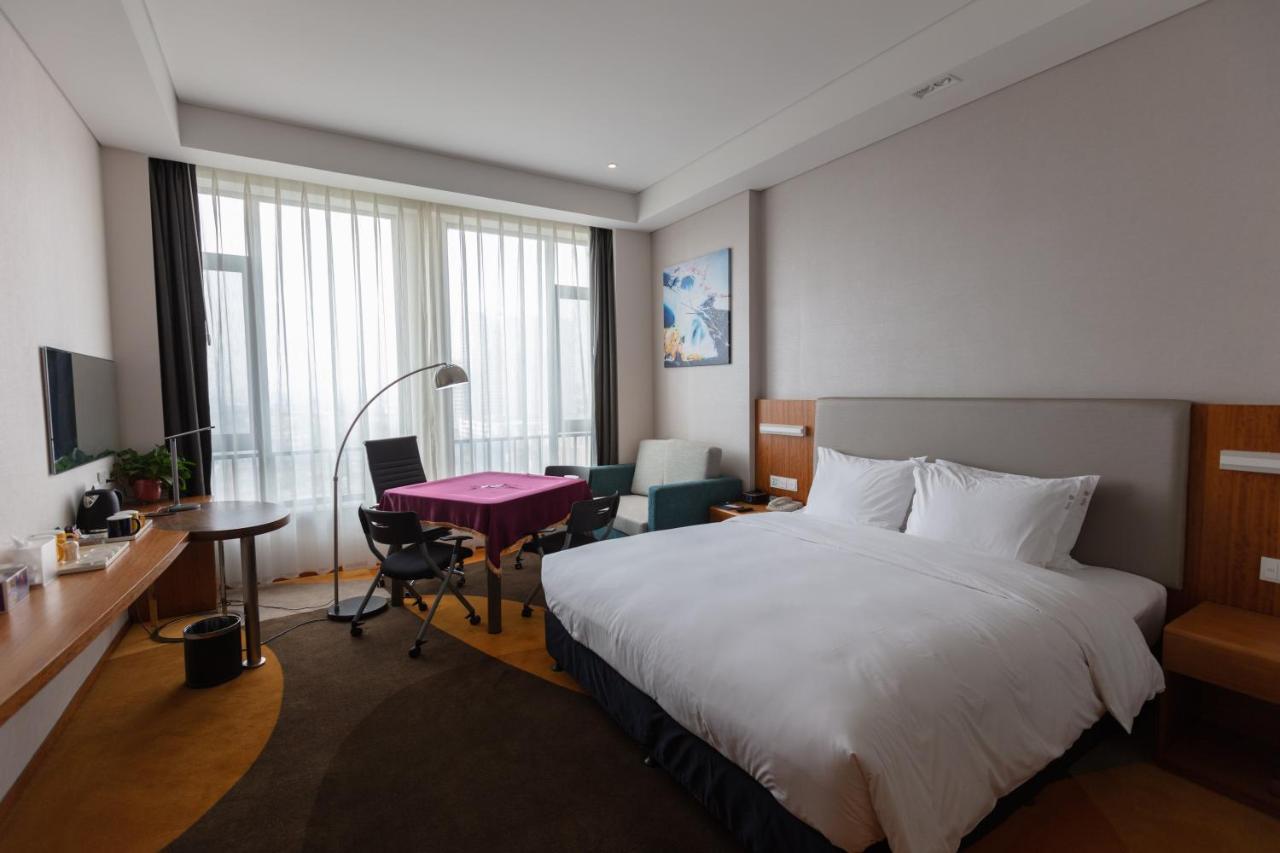 Holiday Inn Express Luoyang Xiyuan Eksteriør bilde